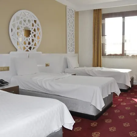 Hotel Ugur 3*